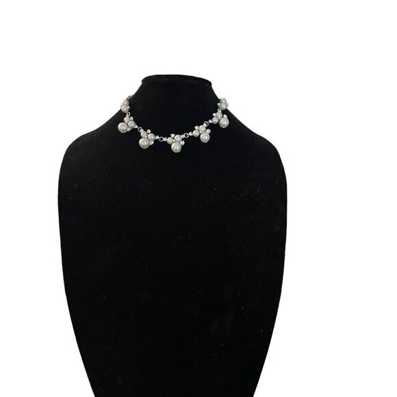 Stunning Pearl-like and Diamond-like Choker Necklace - Picture 4 of 9